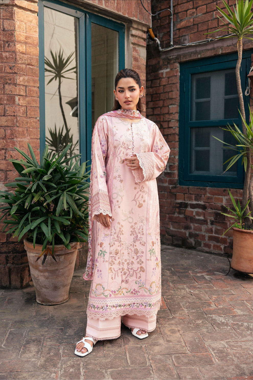 Unstitched 3 Piece Digital Printed Lawn Suit with Embroidered Organza Neckline, Hem & Sleeves Borders | Chiffon Dupatta