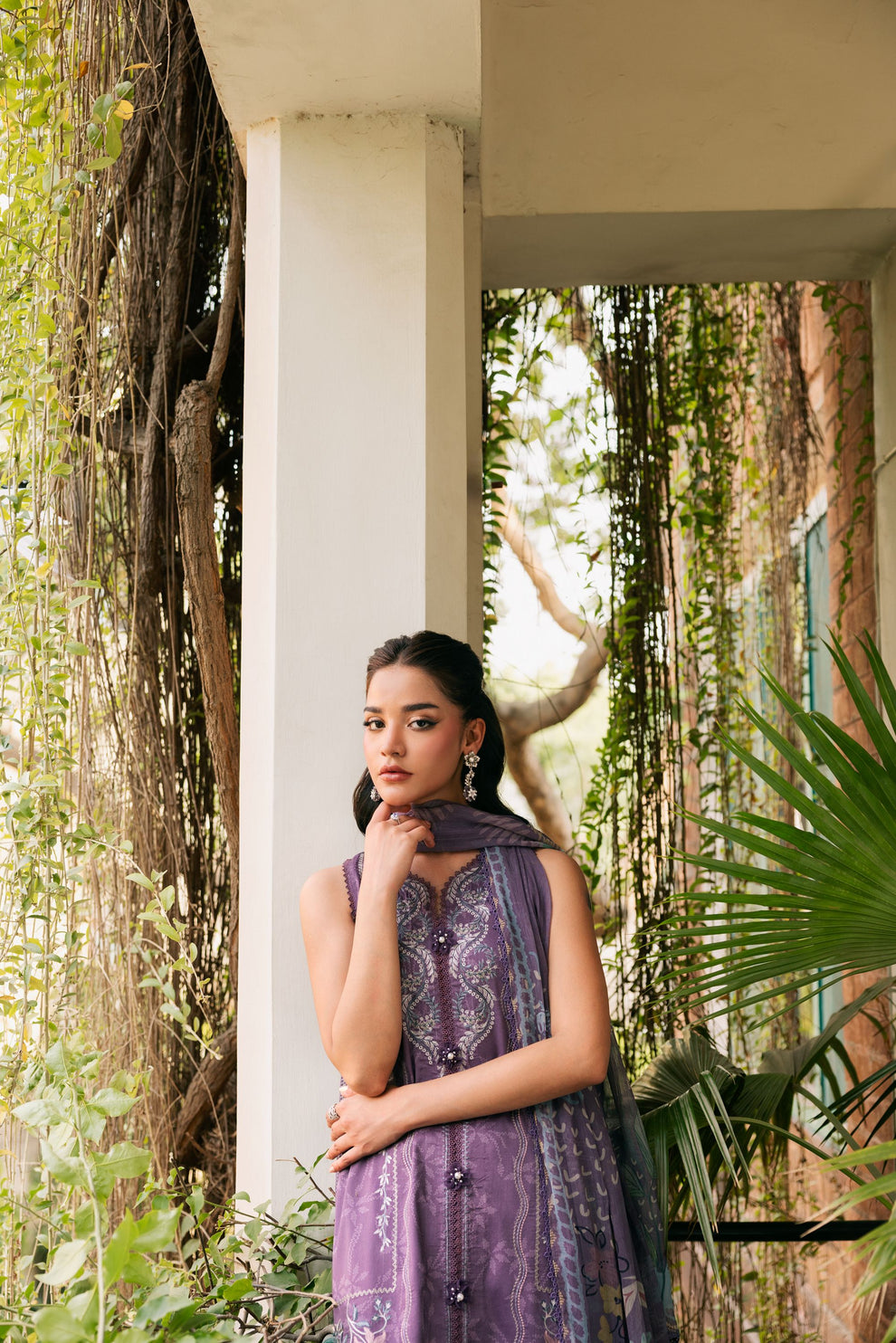 Unstitched 3 Piece Digital Printed Lawn Suit with Embroidered Organza Neckline, Hem & Sleeves Borders | Chiffon Dupatta